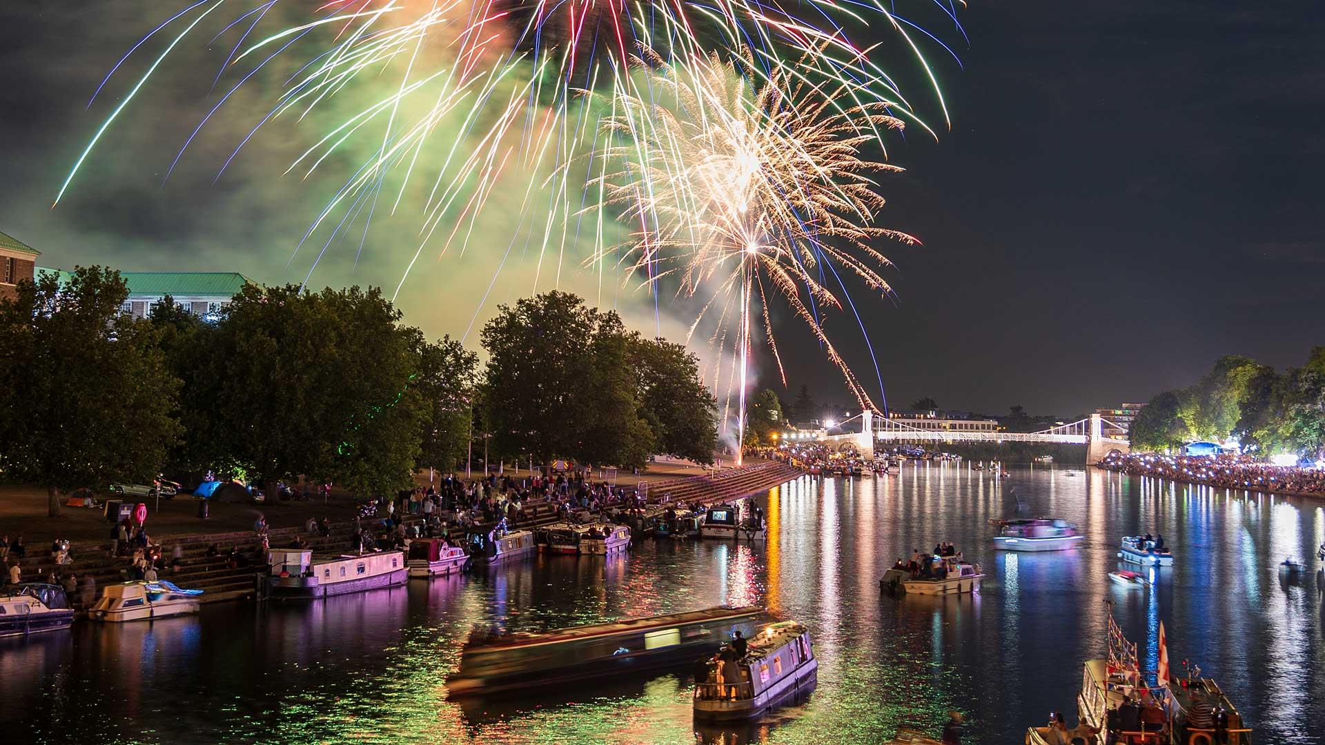 Nottingham fireworks over the River Trent