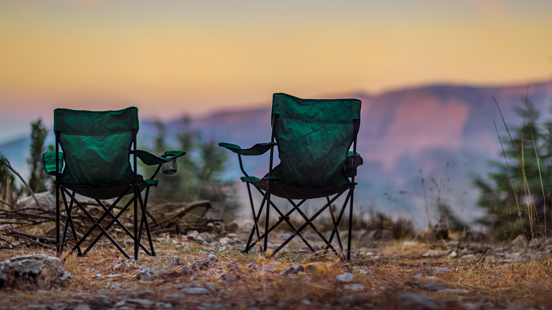 Best camping chair with deals side table