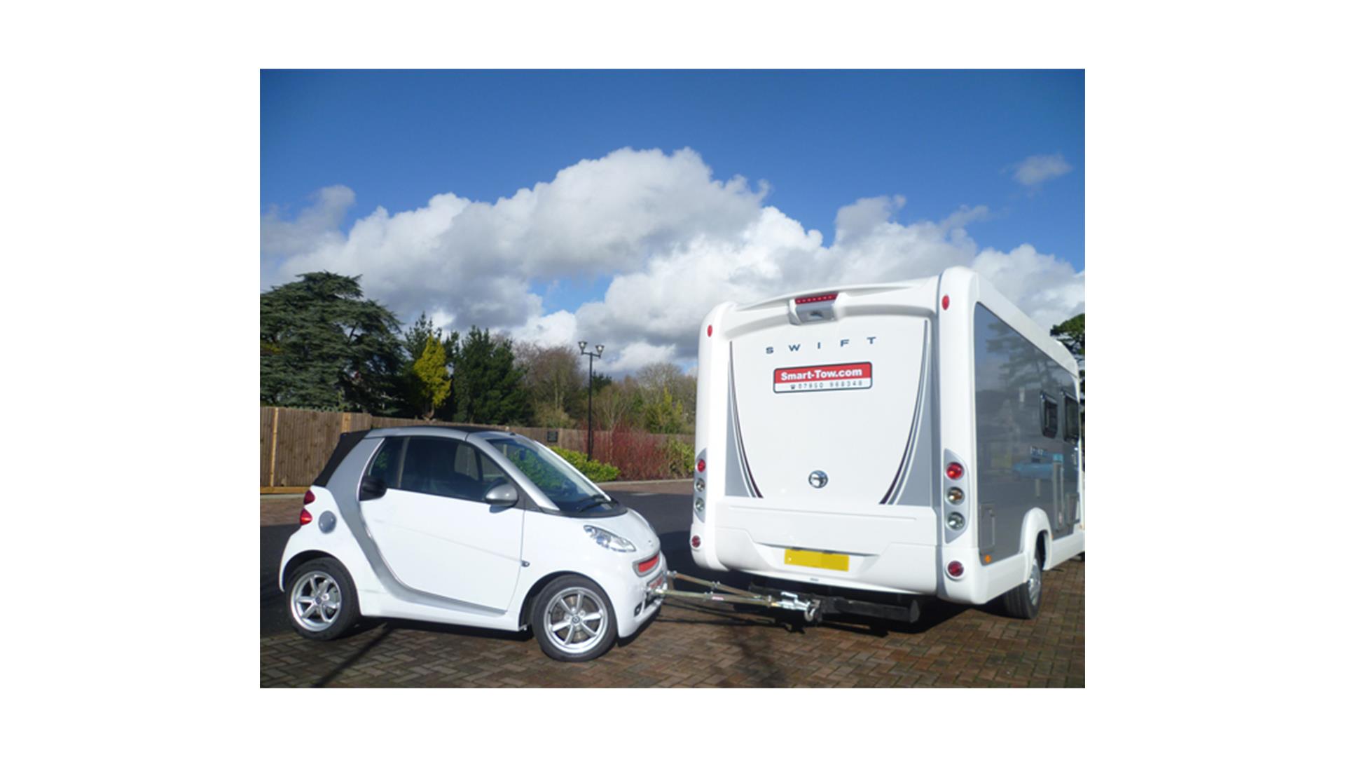 Guide to Towing a Motorhome
