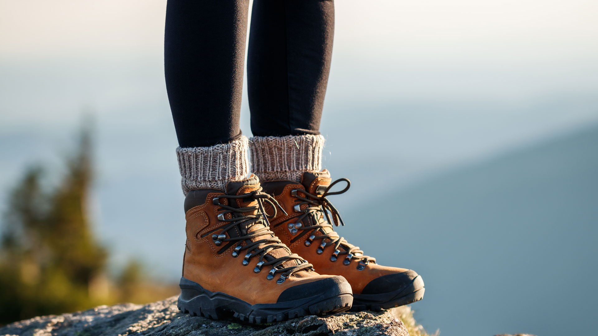 Most comfortable hot sale hiking boots uk