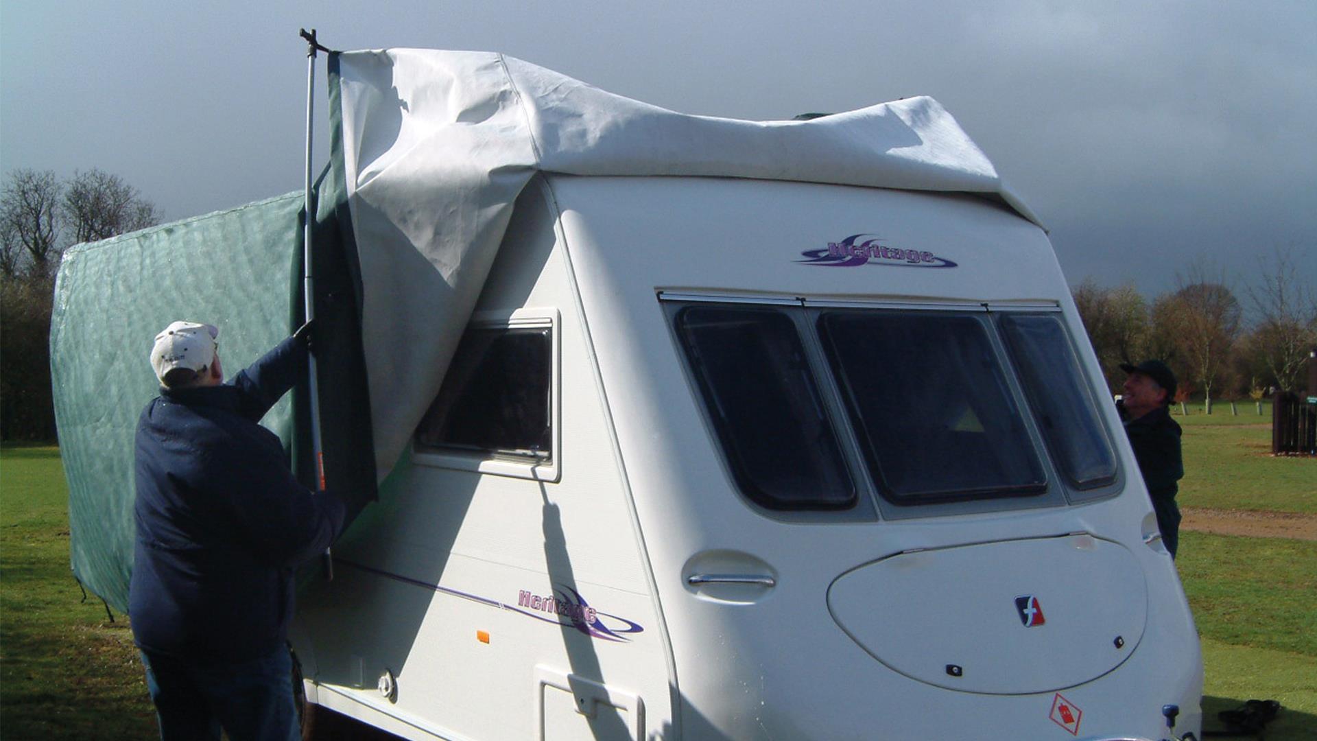 Covering up a caravan 