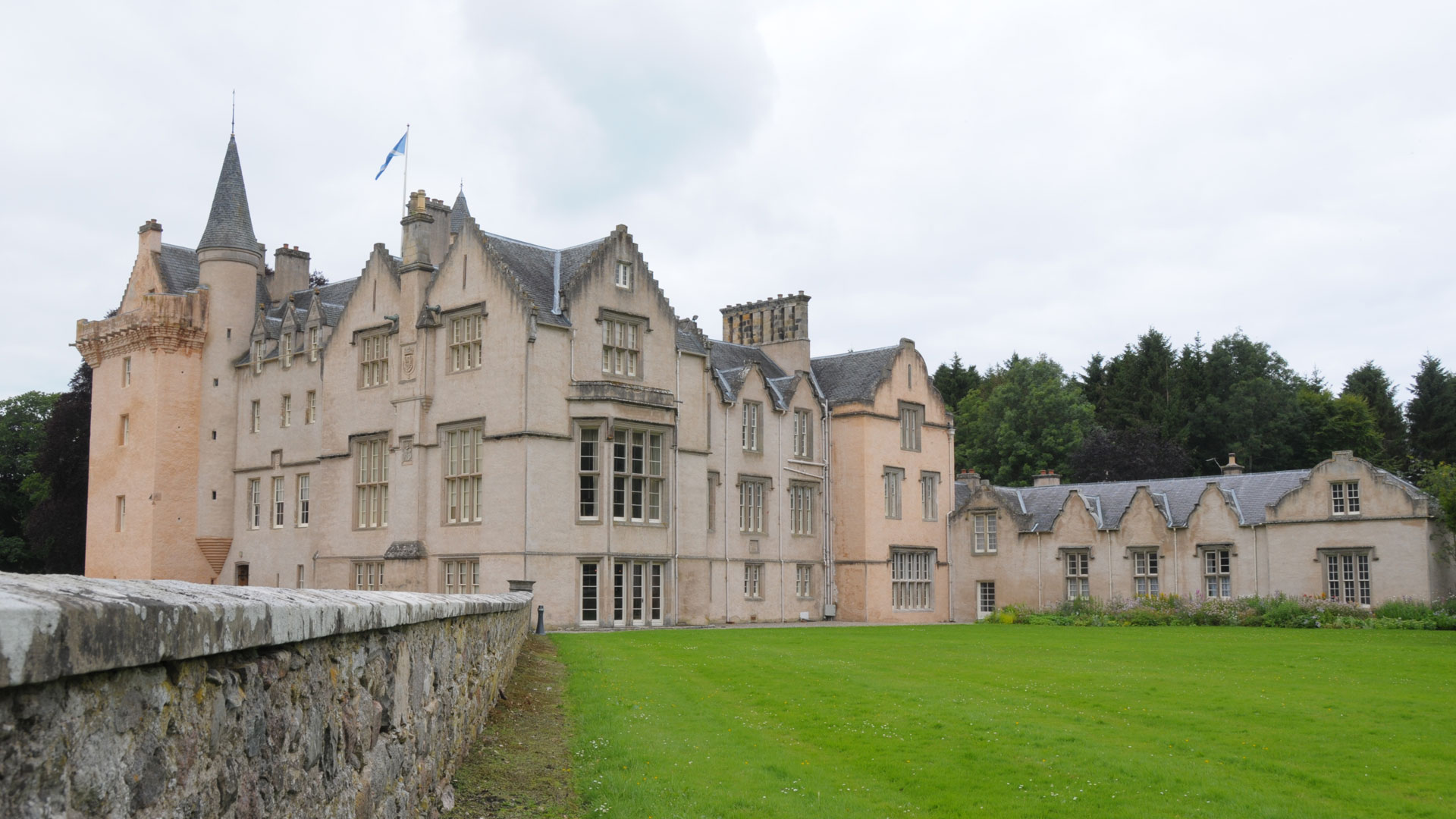 Brodie Castle The Camping and Caravanning Club