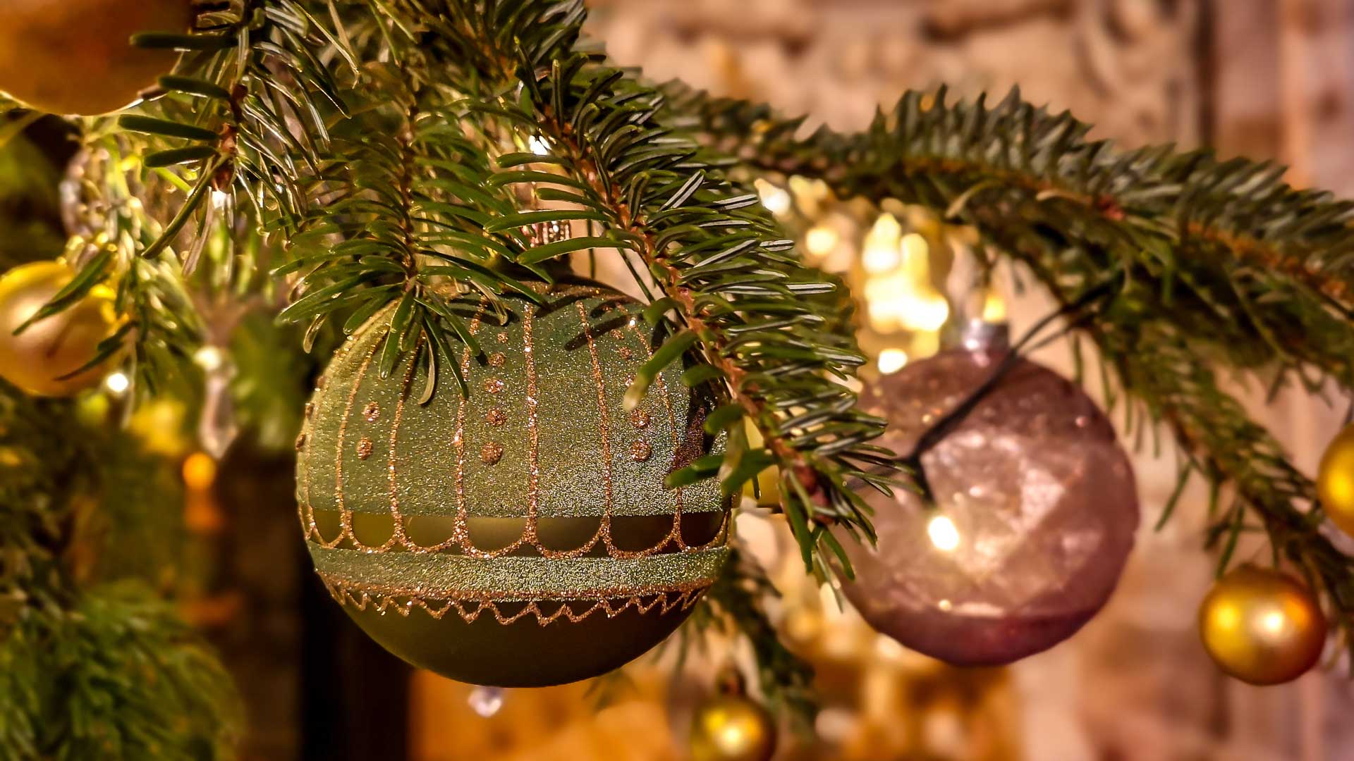 Christmas ornaments at Chatsworth House 