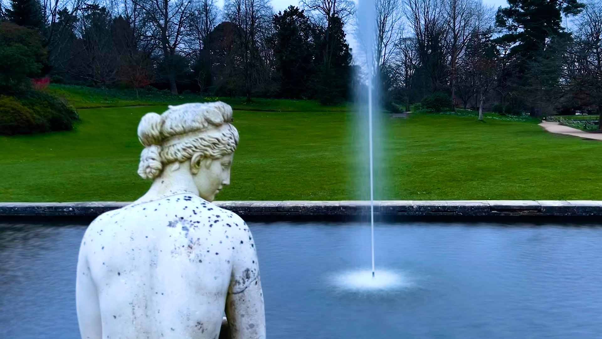 Hever Castle Fountain