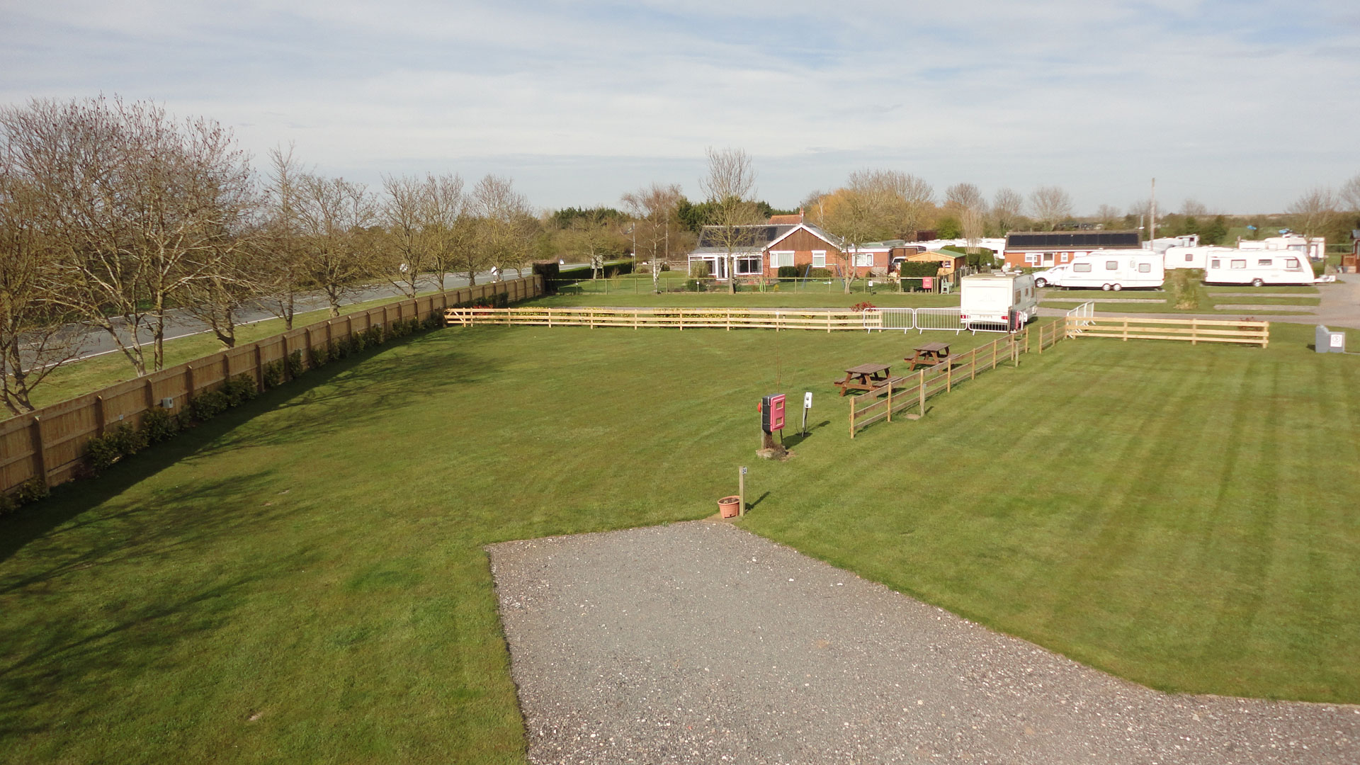 Sutton-on-Sea - Country Meadow Caravan Park - The Camping and