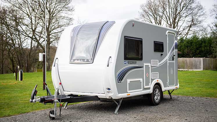 Bailey Discovery D4-4L