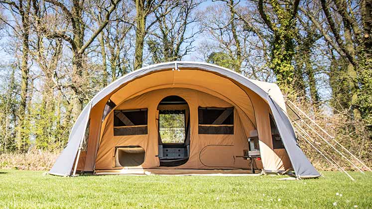 Cabanon tent outlet